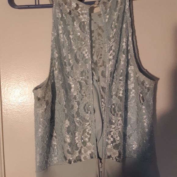 Dress - Picture 3 of 4